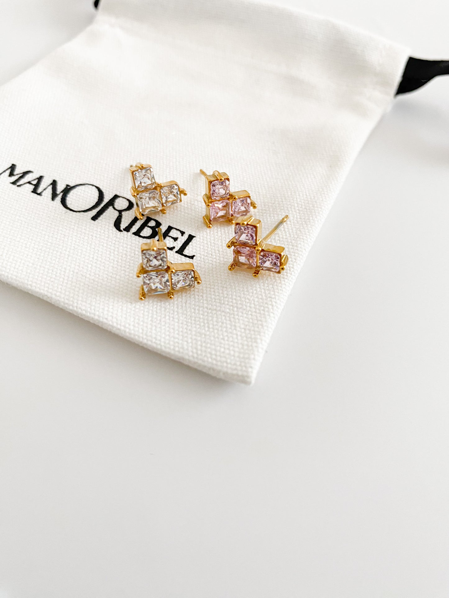 Ayize - Boucle en cœur plaqué or 18 carats