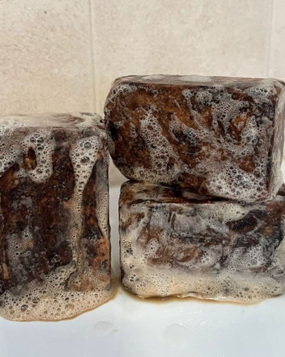 L’Or Noir – savon nettoyant illuminateur (200g)