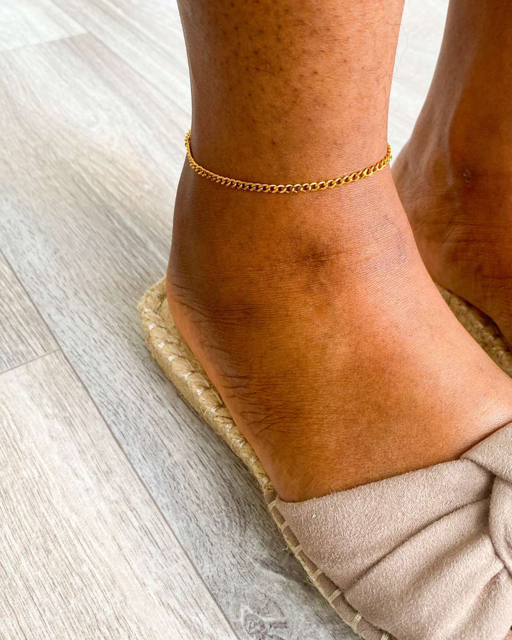 Chevillière mini chaines plaquée or