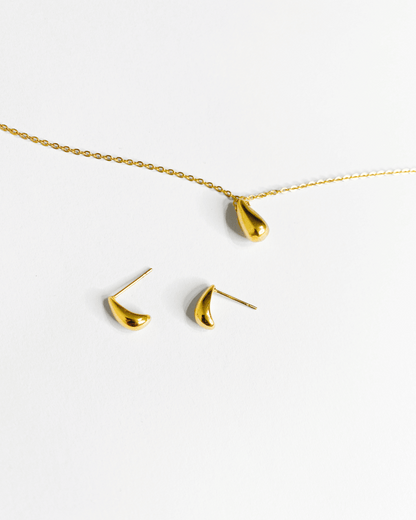 Collier pendentif goutte d´eau plaqué or