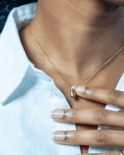 Collier pendentif goutte d´eau plaqué or