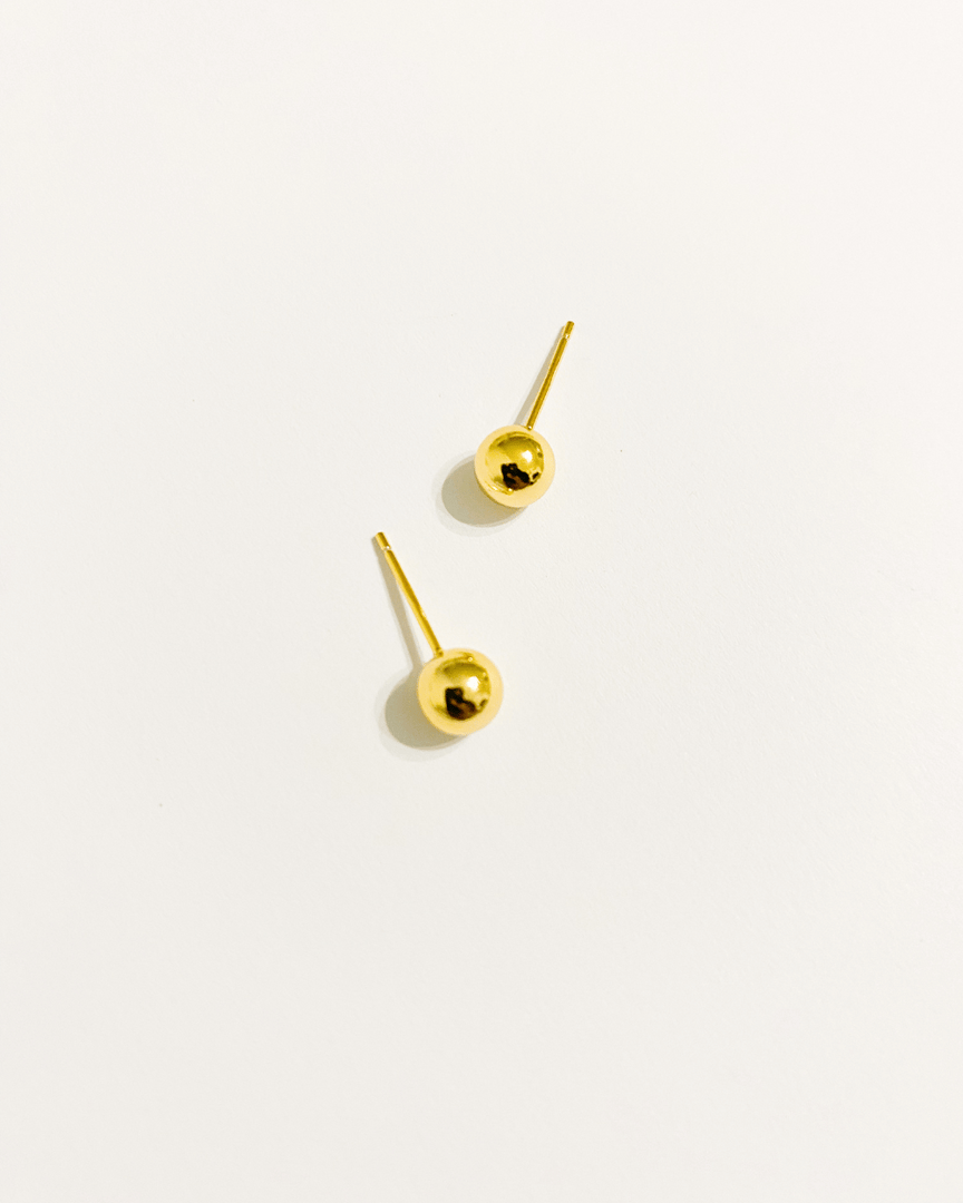 Gold plated large round stud