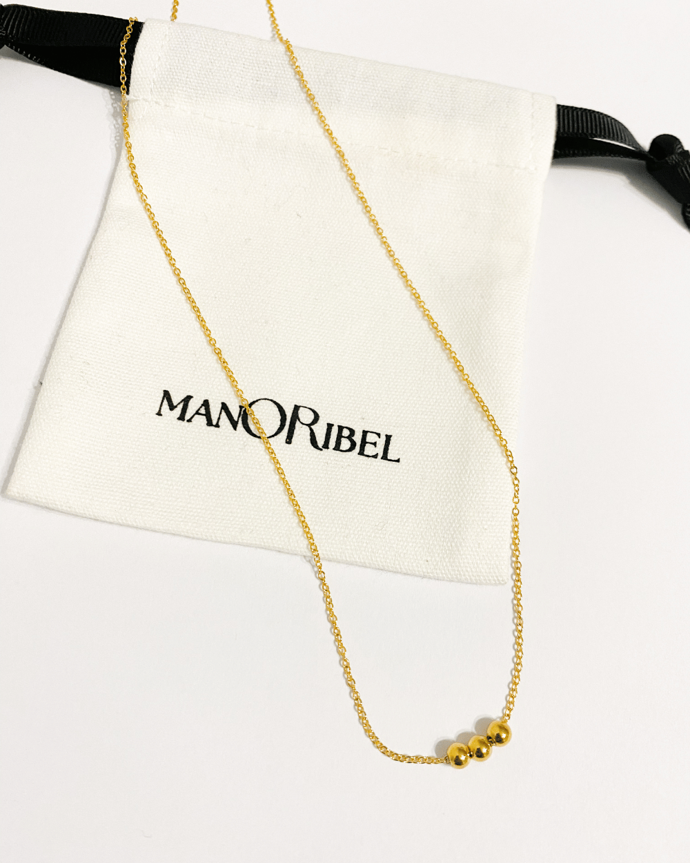 Collier pendentif en bille plaqué or